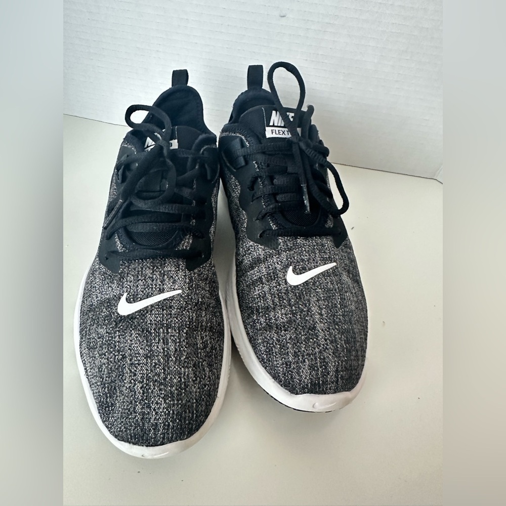 Nike Flex TR 9 Training Shoes Women Size 8.5 Black Anthricite Lace Up AQ7491-002 - Picture 3 of 8